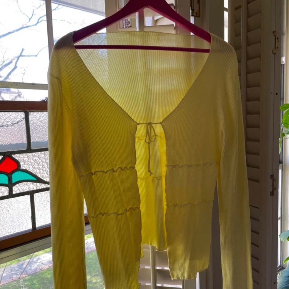 Súper Sexy Spring blouse 
Great Condition